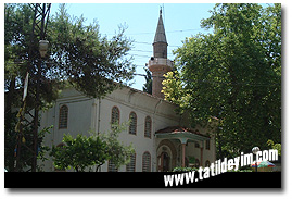  Eski Cami (Zahire Nazr Ahmet Aa Camii)

Fotoraf: Gkhan nal
Tarih: 24 TEMMUZ 2002