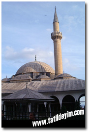  Rstempaa Camii

Fotoraf: Gkhan nal
Tarih: 24 TEMMUZ 2002