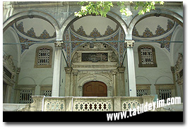 Nusretiye Camii Girii [Fotograf: Gkhan nal, 28 ARALIK 2002]