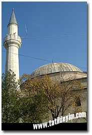  Hzrbey Camii (Byk Camii)

Fotoraf: Gkhan nal
Tarih: 14 KASIM 2002