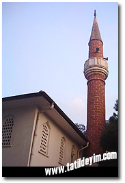  Karakaş Camii

Fotoğraf: Gökhan Önal
Tarih: 14 KASIM 2002